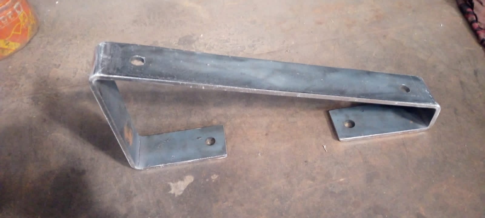 Bended bracket
